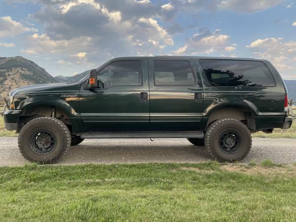 2004 Ford Excursion  Ford Excursion Special Services Government Vehicle With Pto Generator