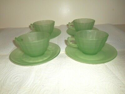 Very Nice Set Of 4 Anchor Hocking Green Frosted Block Optic Cups & Saucers