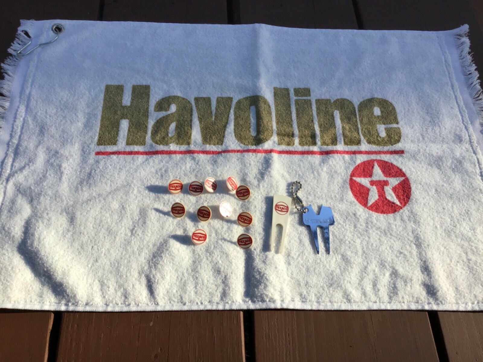 Texaco Vintage Golf Memorabilia: Havoline Towel, 11 Markers, 2 Divit Repair Tool