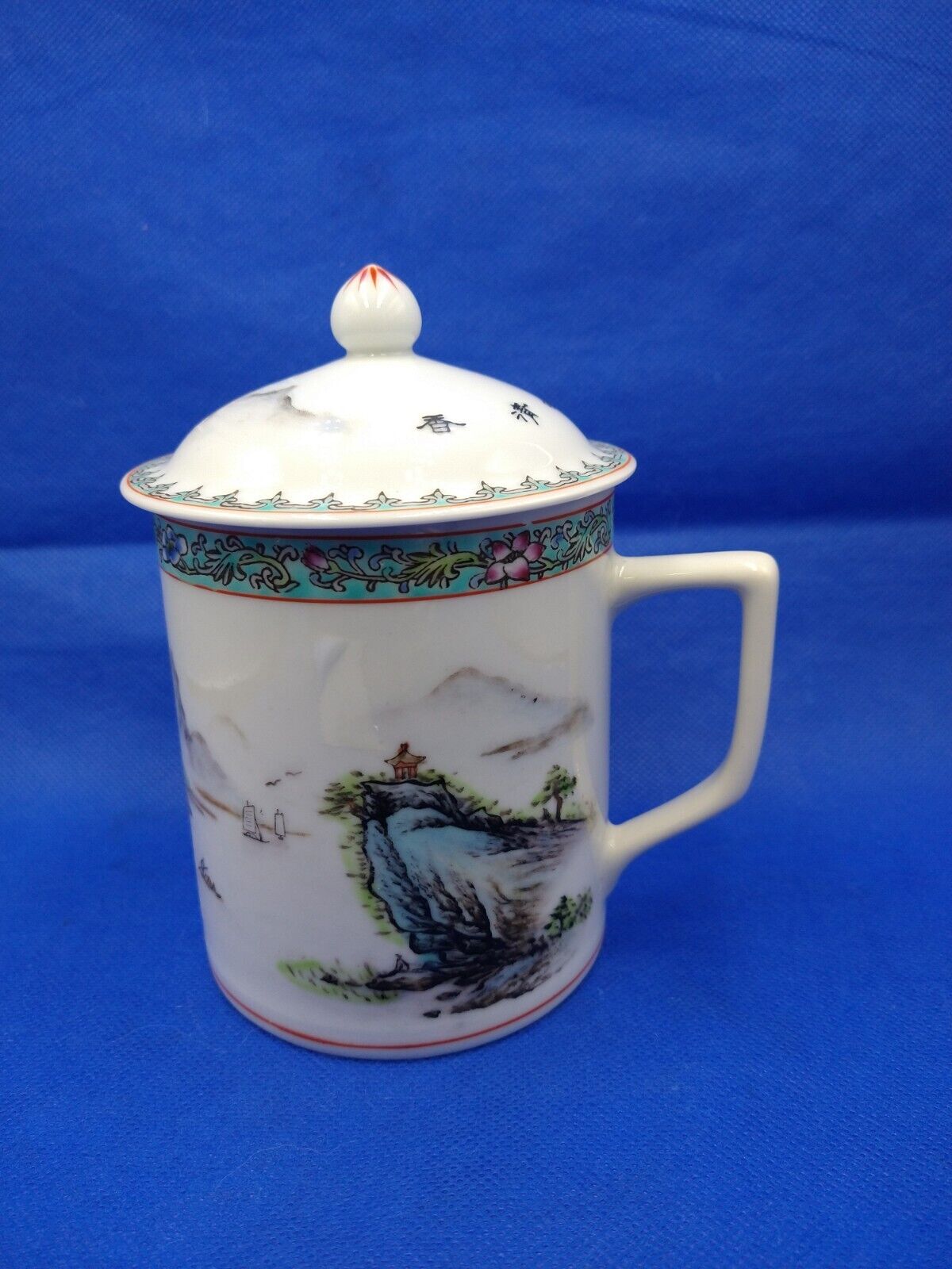Vintage Chinese Jingdezhen Hand Painted Porcelain Mug With Lid