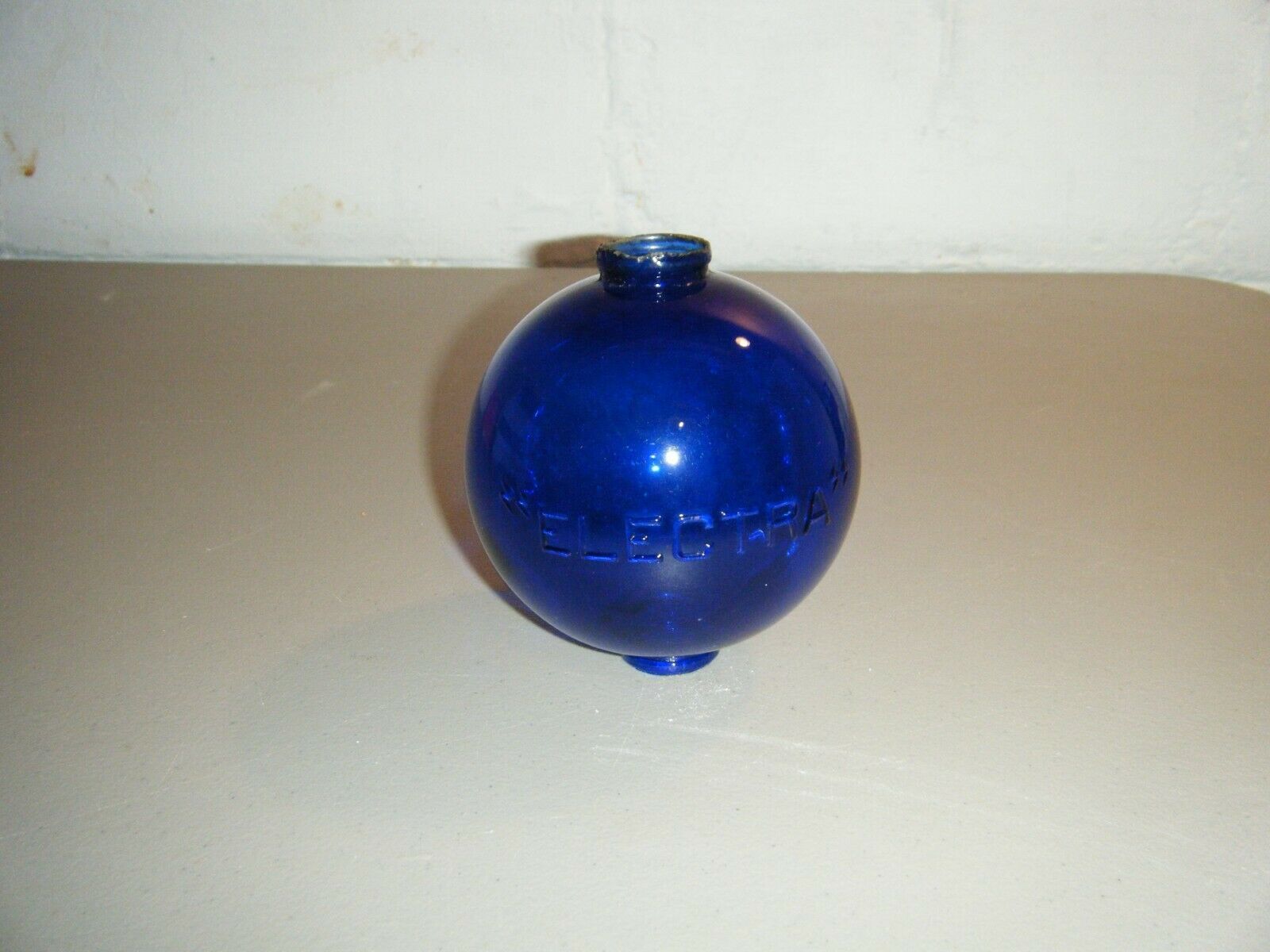 Electra 4 1/2" Round Cobalt Glass Lightning Rod Ball